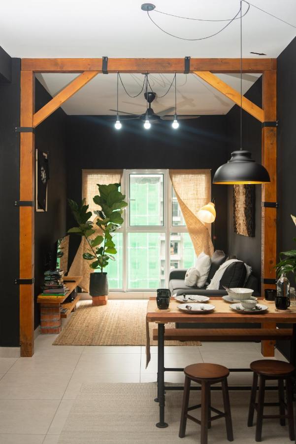 Kajang Industrial House With Olympic Size Swimming Pool Daire Dış mekan fotoğraf
